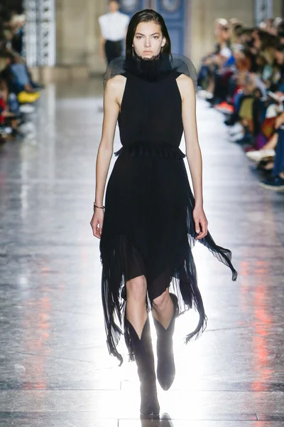 Look 68